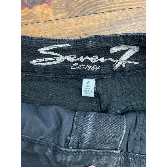 7 for all Mankind Black Frayed Hem Cutoff Weekend Short, sz 6 - Picture 5 of 7